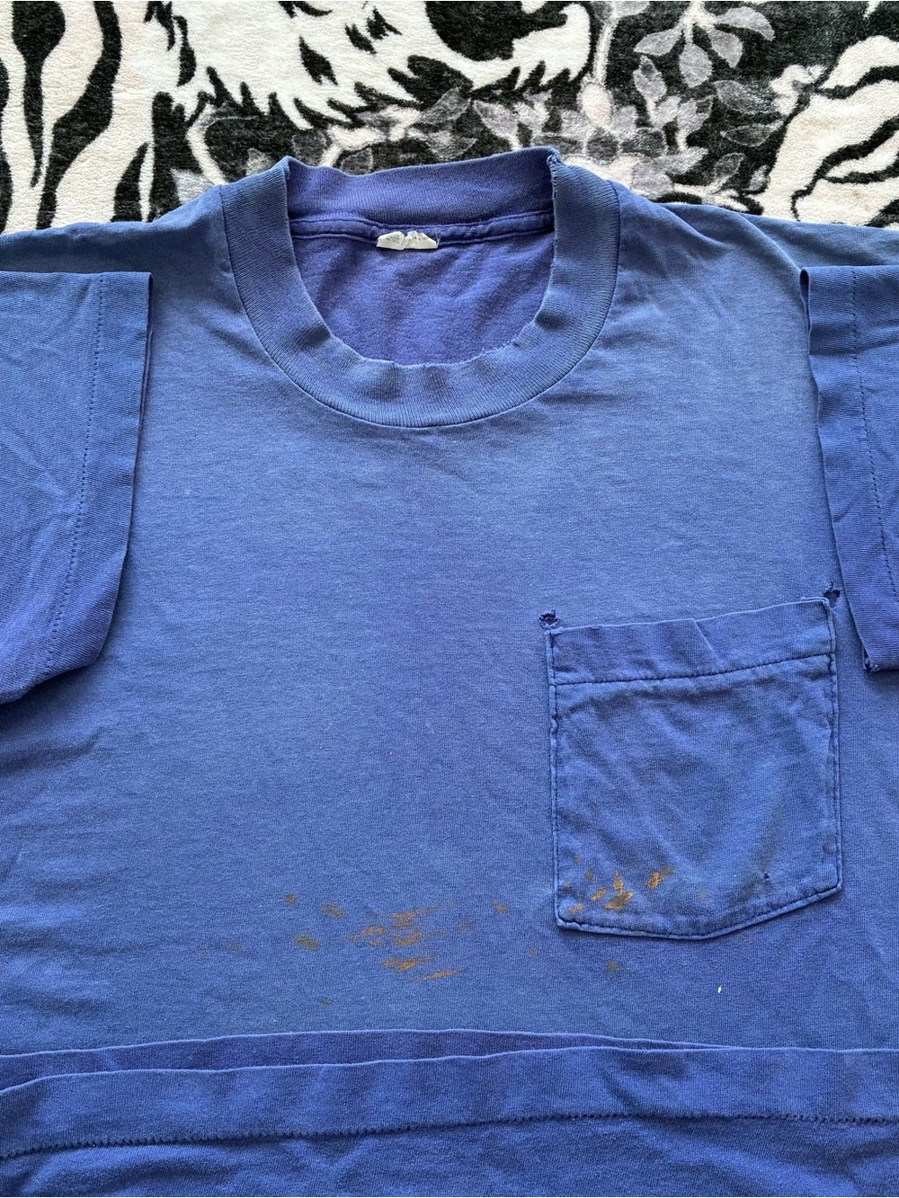 000 - VINTAGE 90s FADED DISTRESSED BLANK MADE IN USA POCKET TEE T SHIRT